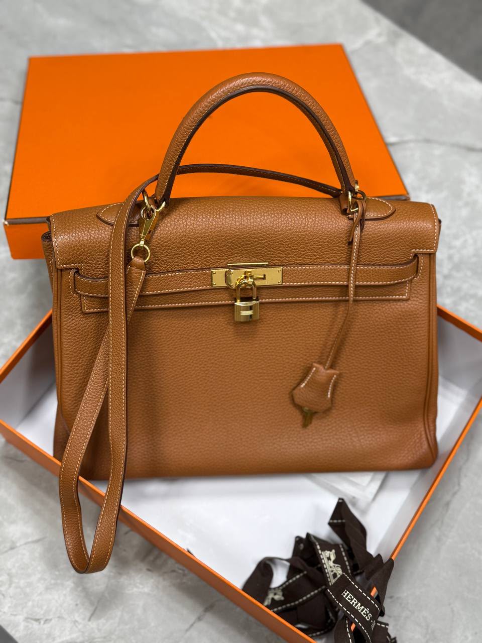 Hermès