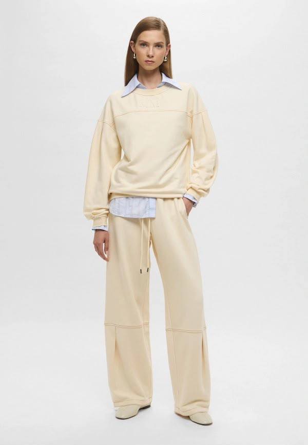 Max Mara