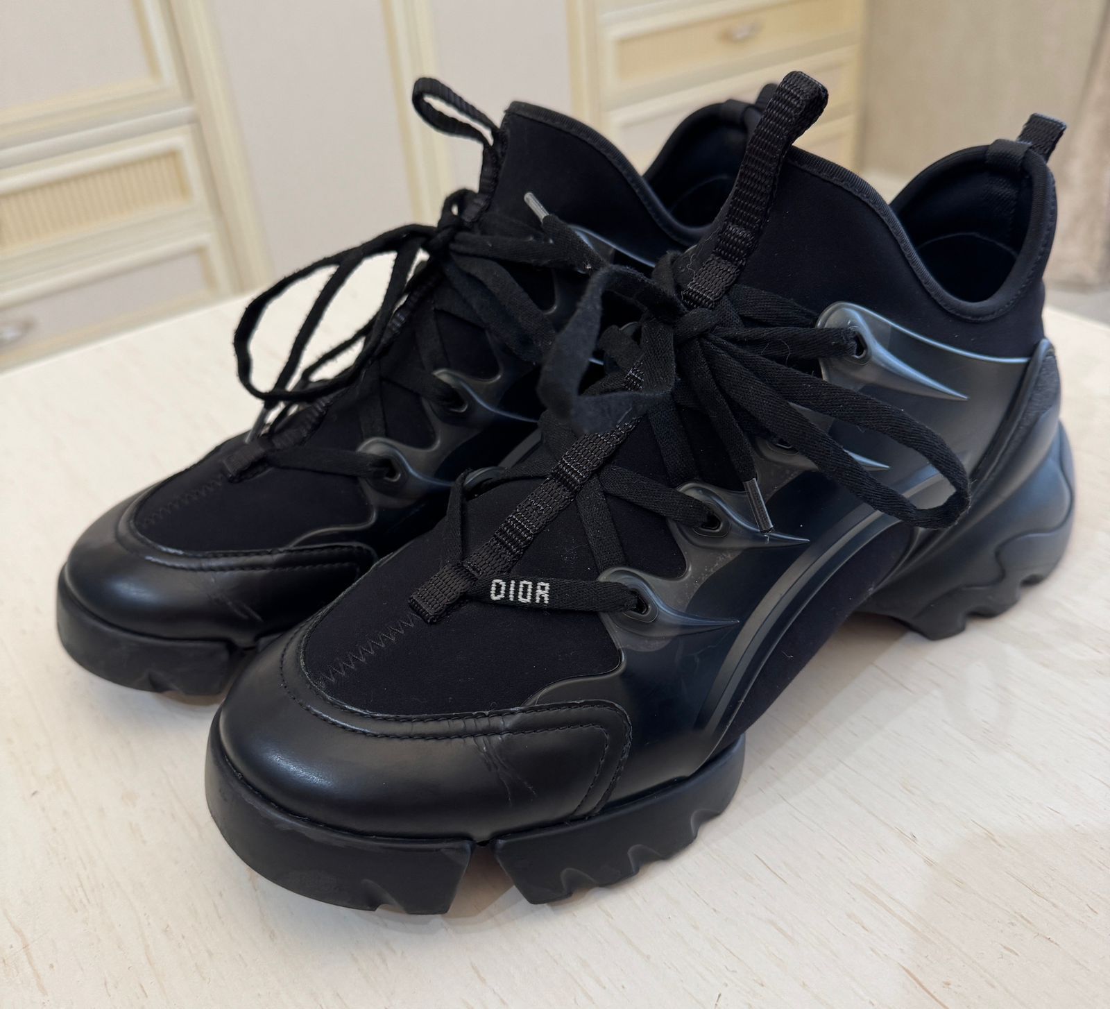 Dior