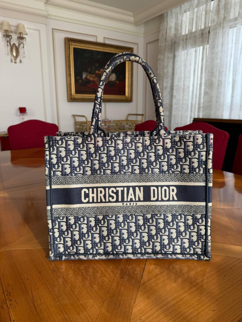 Dior