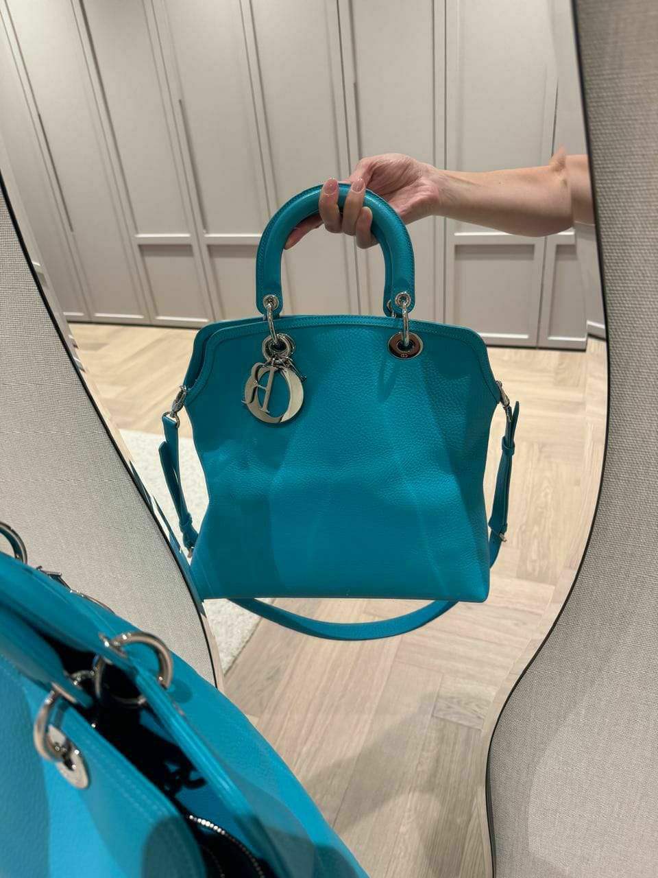 Dior