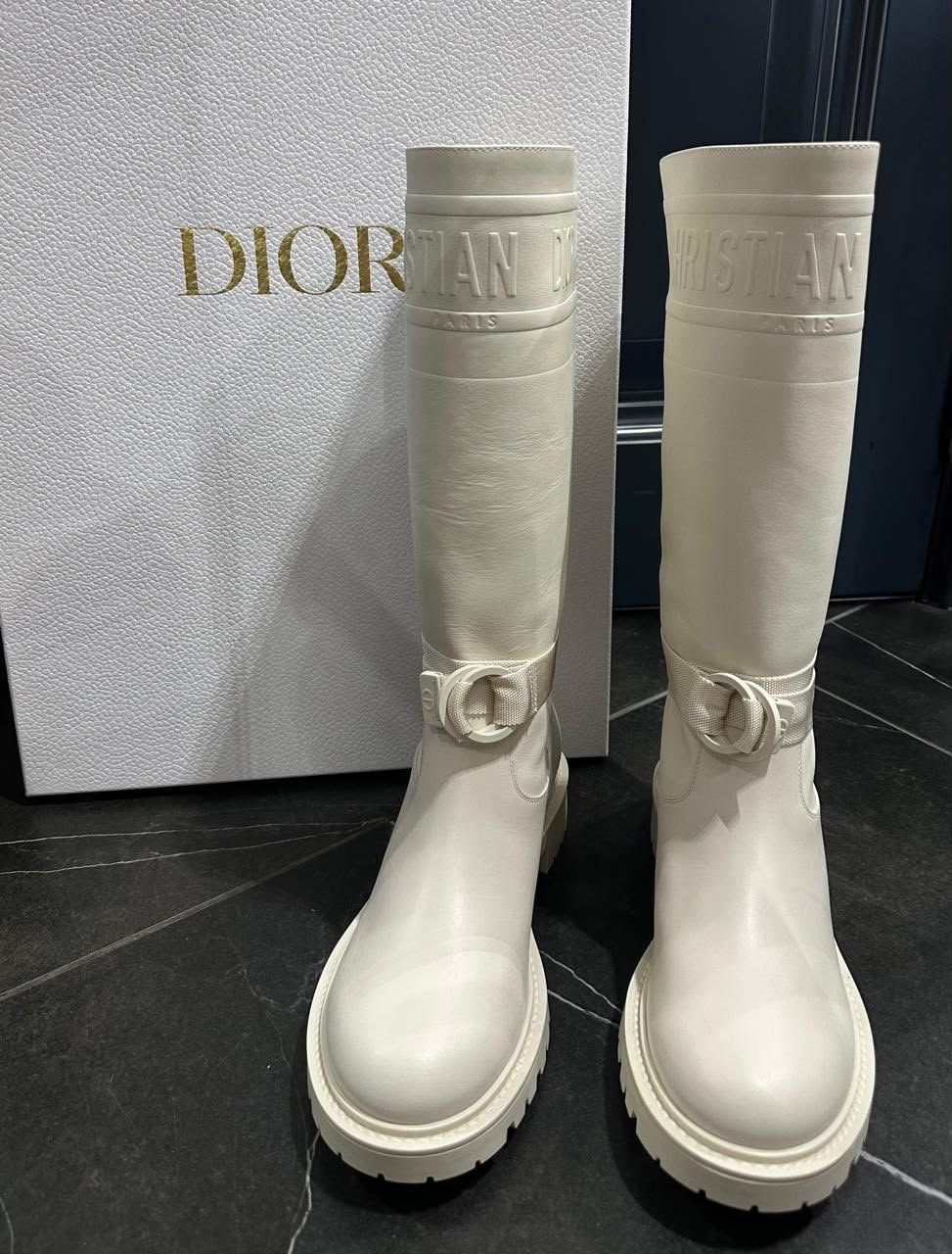 Dior
