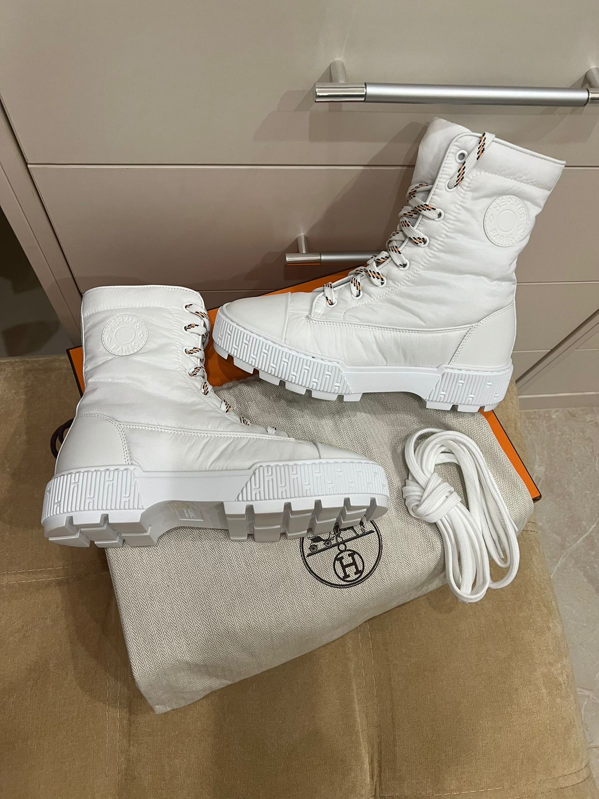 Hermès