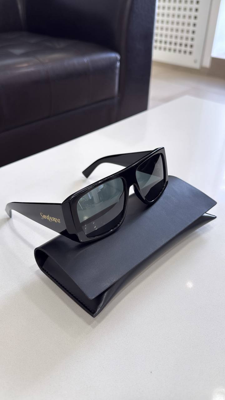 Saint Laurent