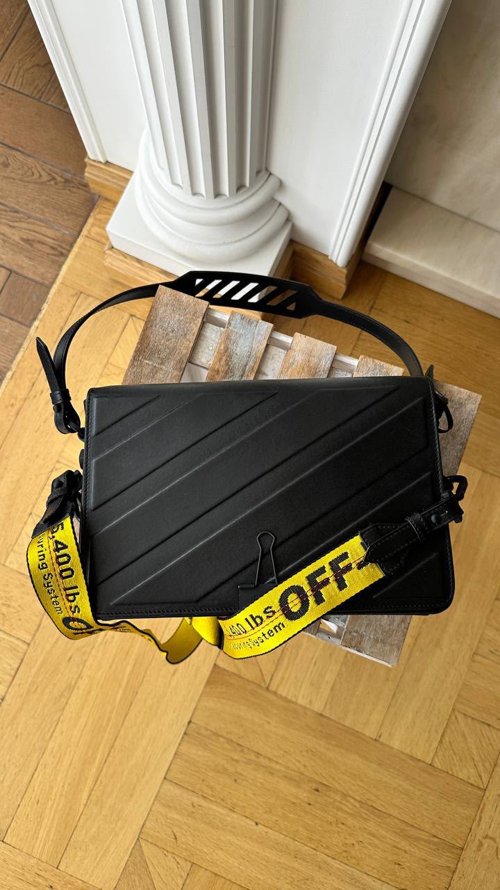 Off White