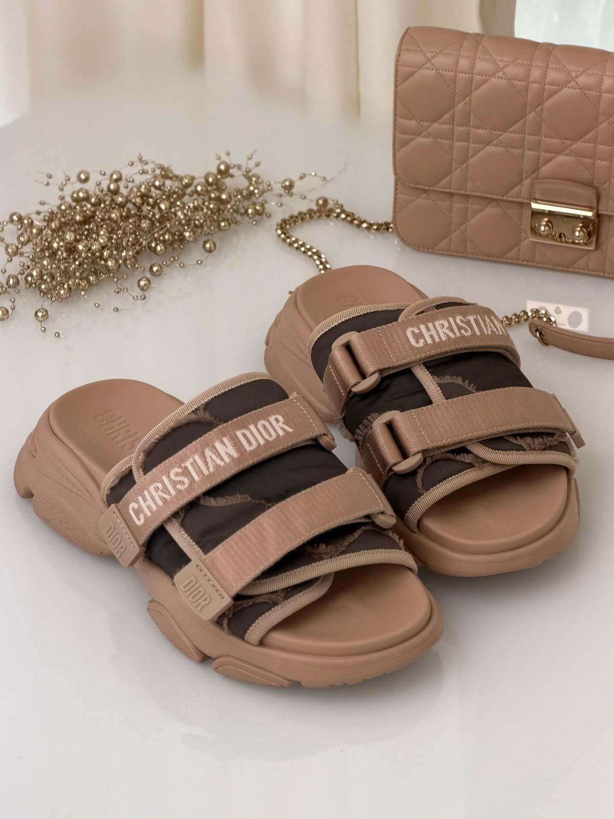 Dior