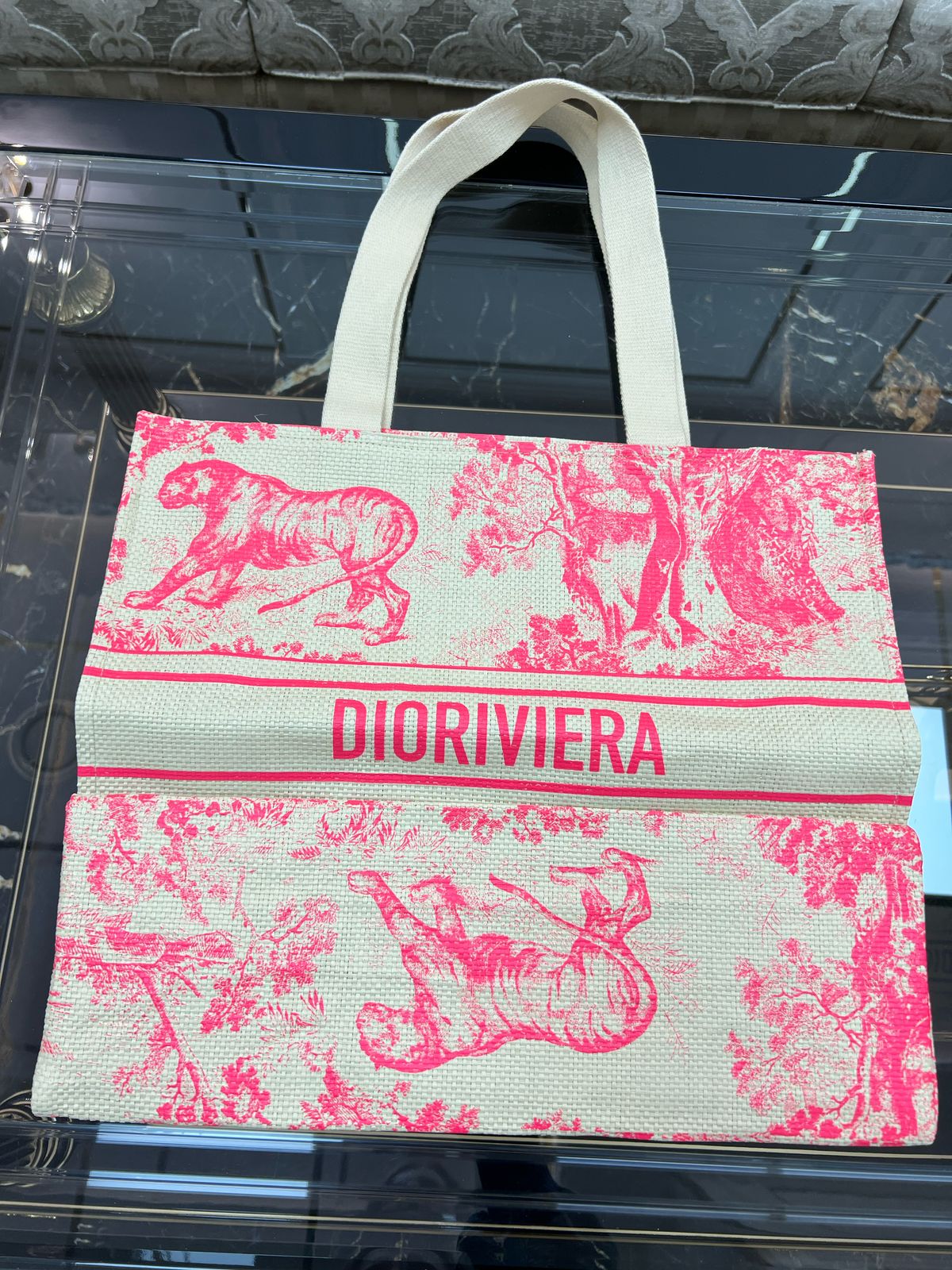 Dior