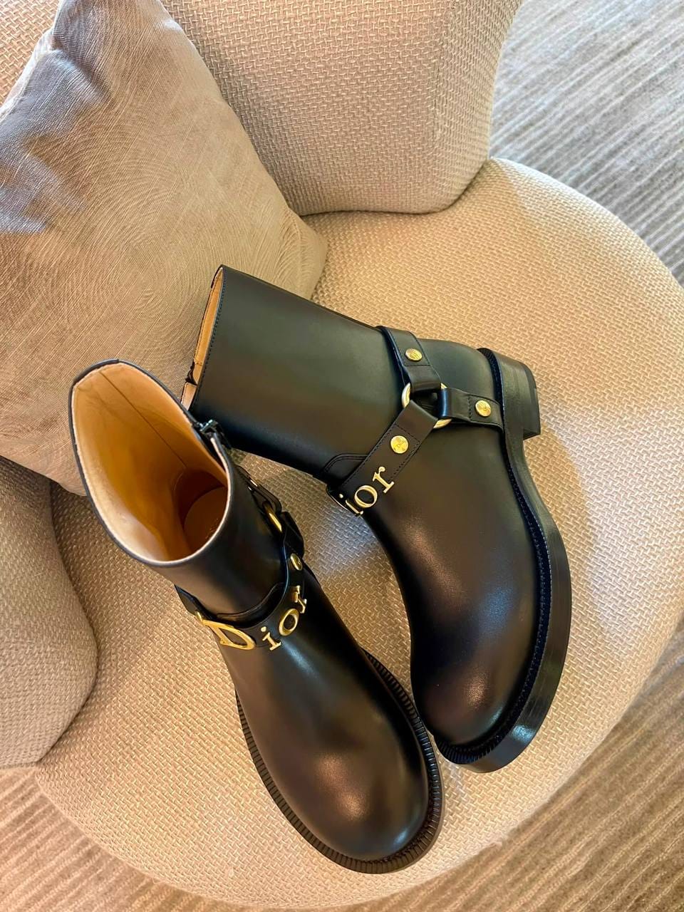 Dior