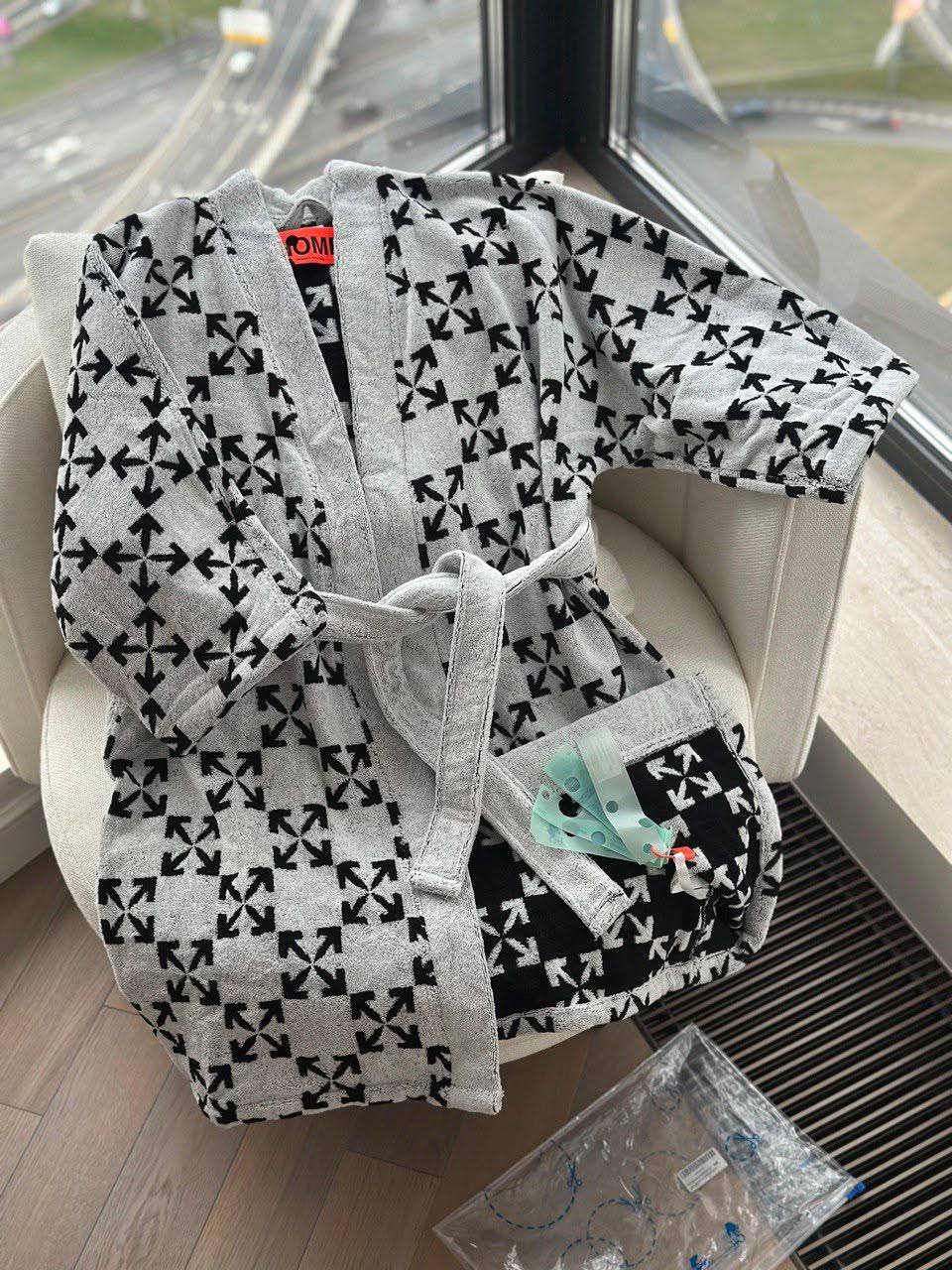 Off-White