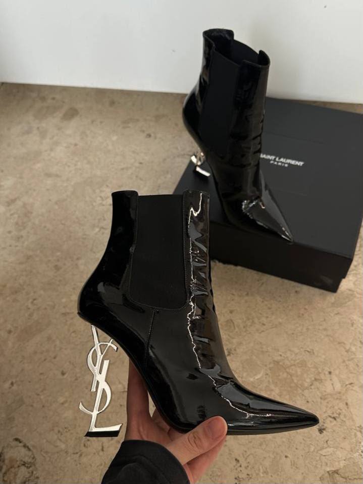 Saint Laurent
