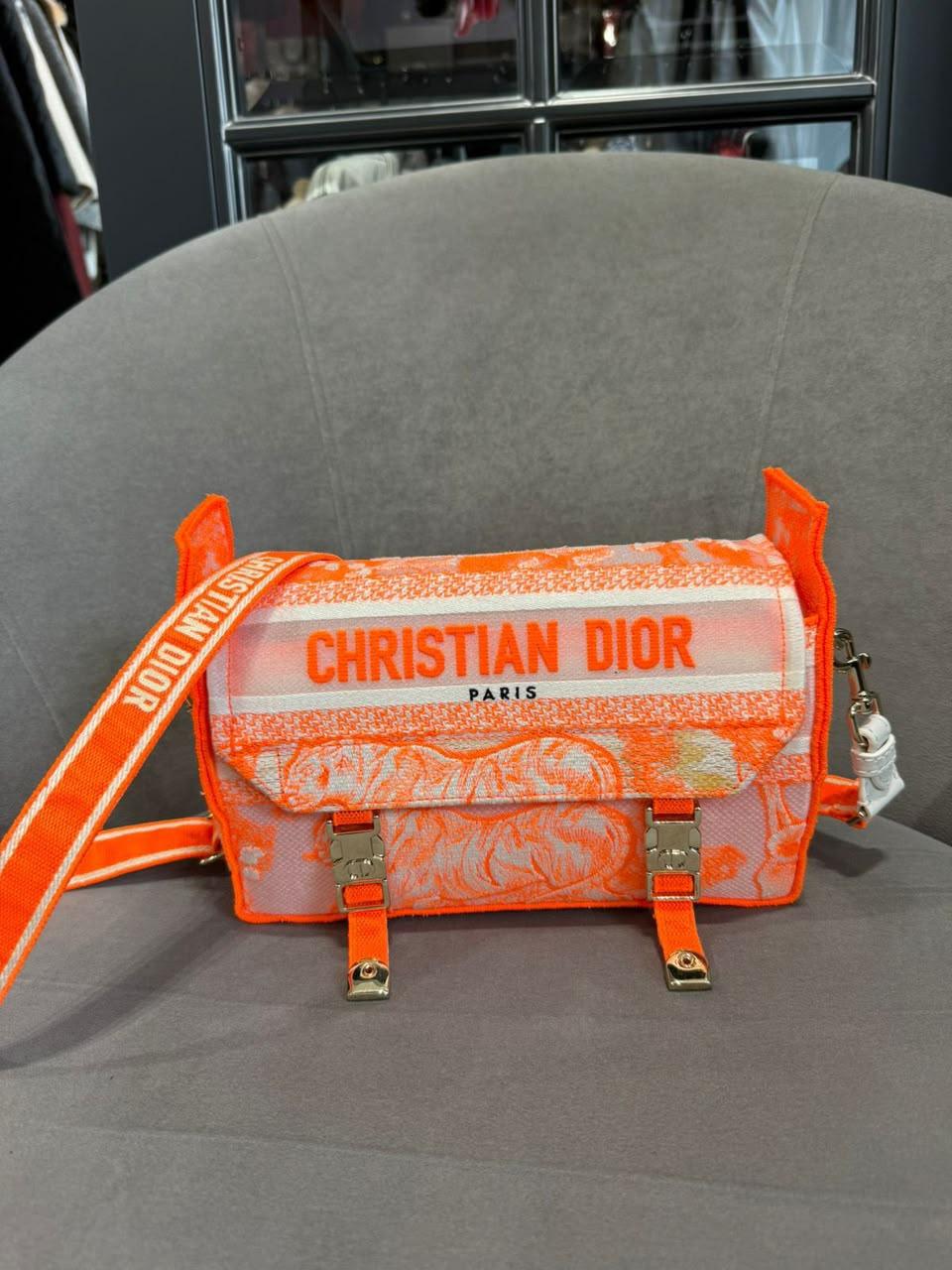 Dior