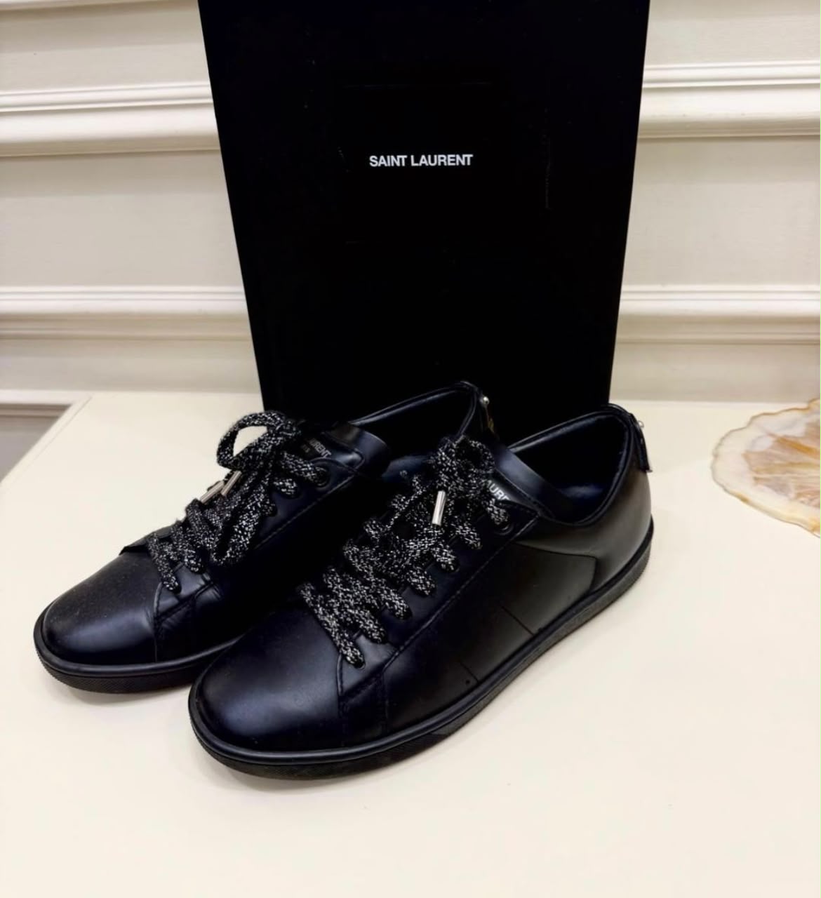 Saint Laurent