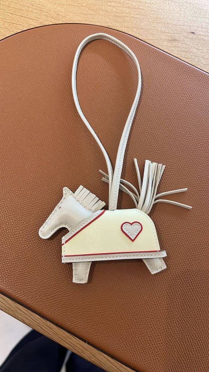 Hermès