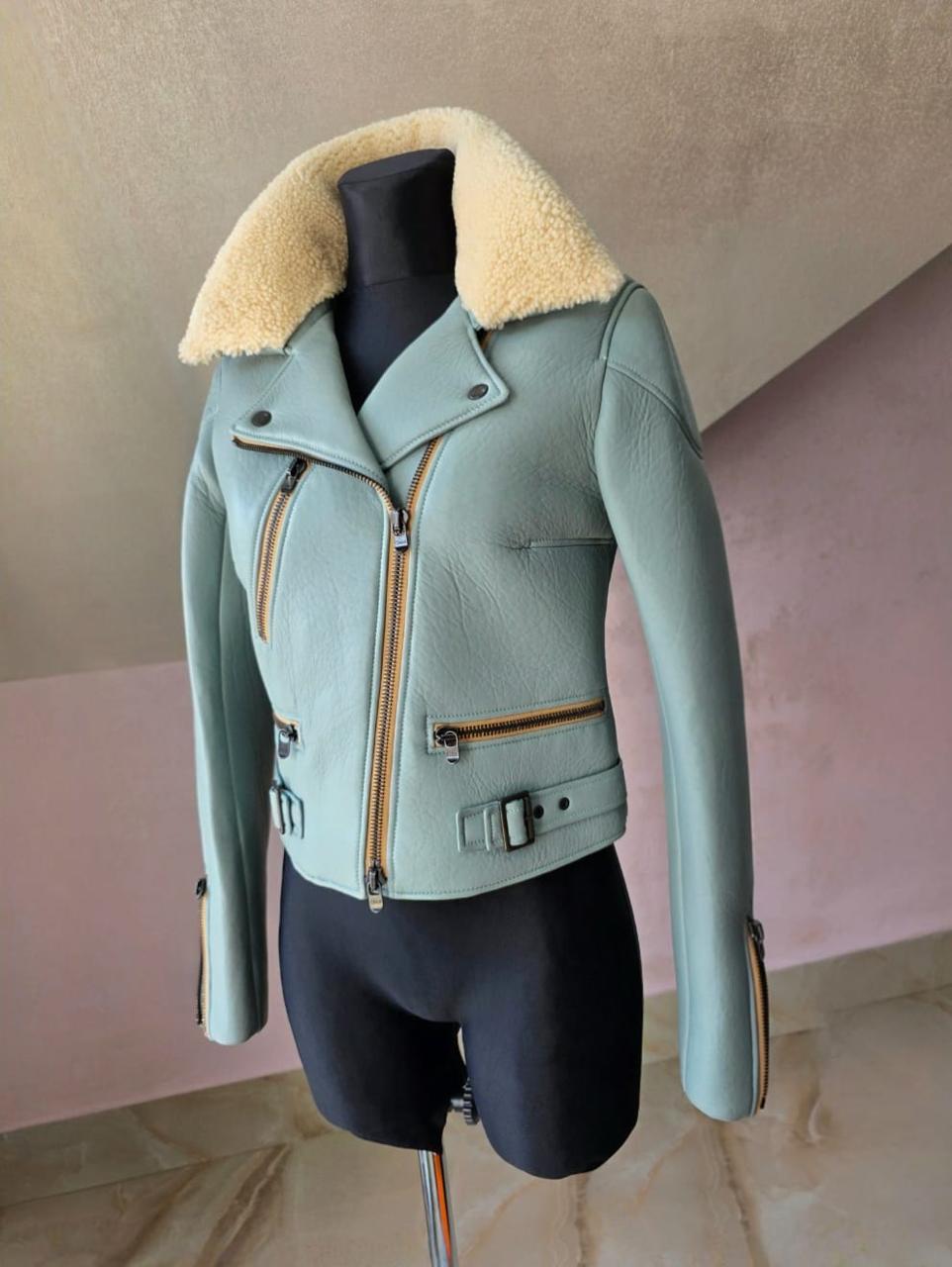 Chloé