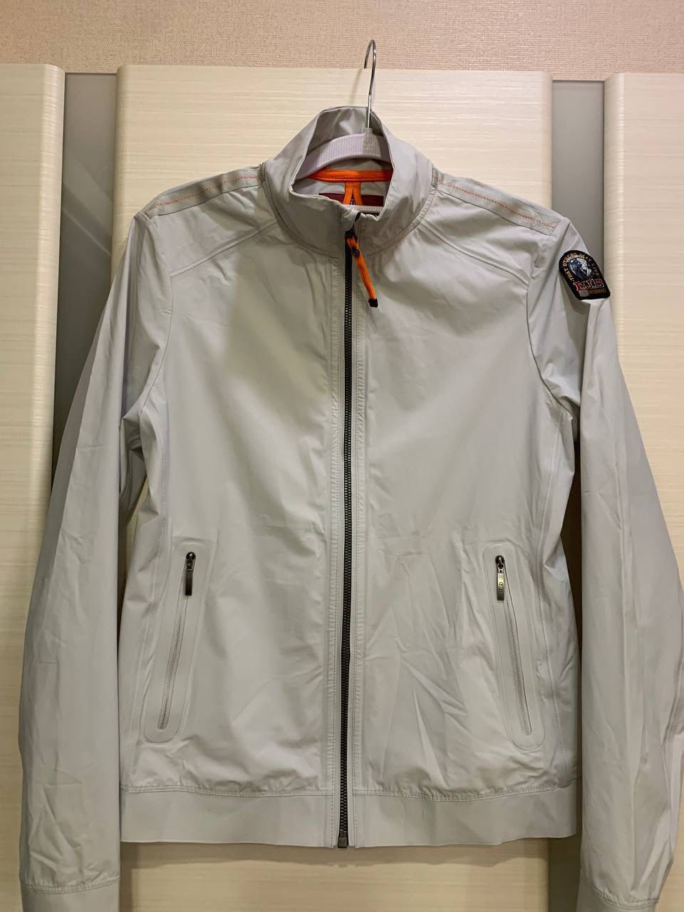 Parajumpers